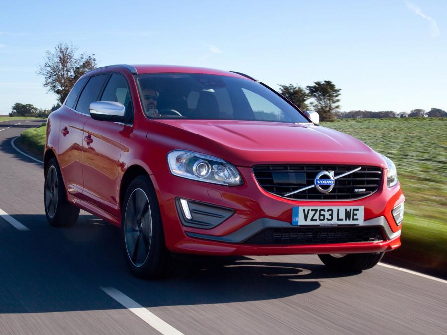  Volvo XC60 R-Design 2013 года  (UK) (фото 6 из 9)